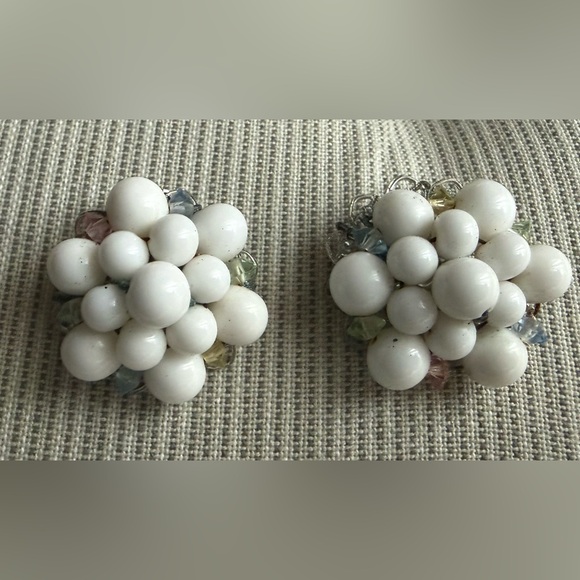 Vintage Jewelry - $15 Vintage White Milk Glass & pastel l bicone Beaded cluster Clip-On Earring